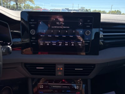 2025 Volkswagen Jetta SE