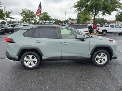 2021 Toyota RAV4 Hybrid XLE