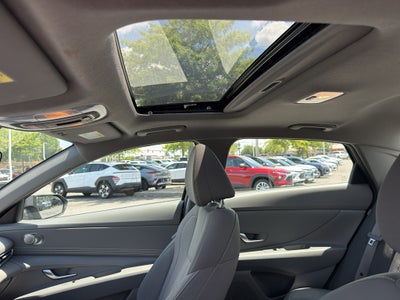 2025 Hyundai Elantra SEL Convenience