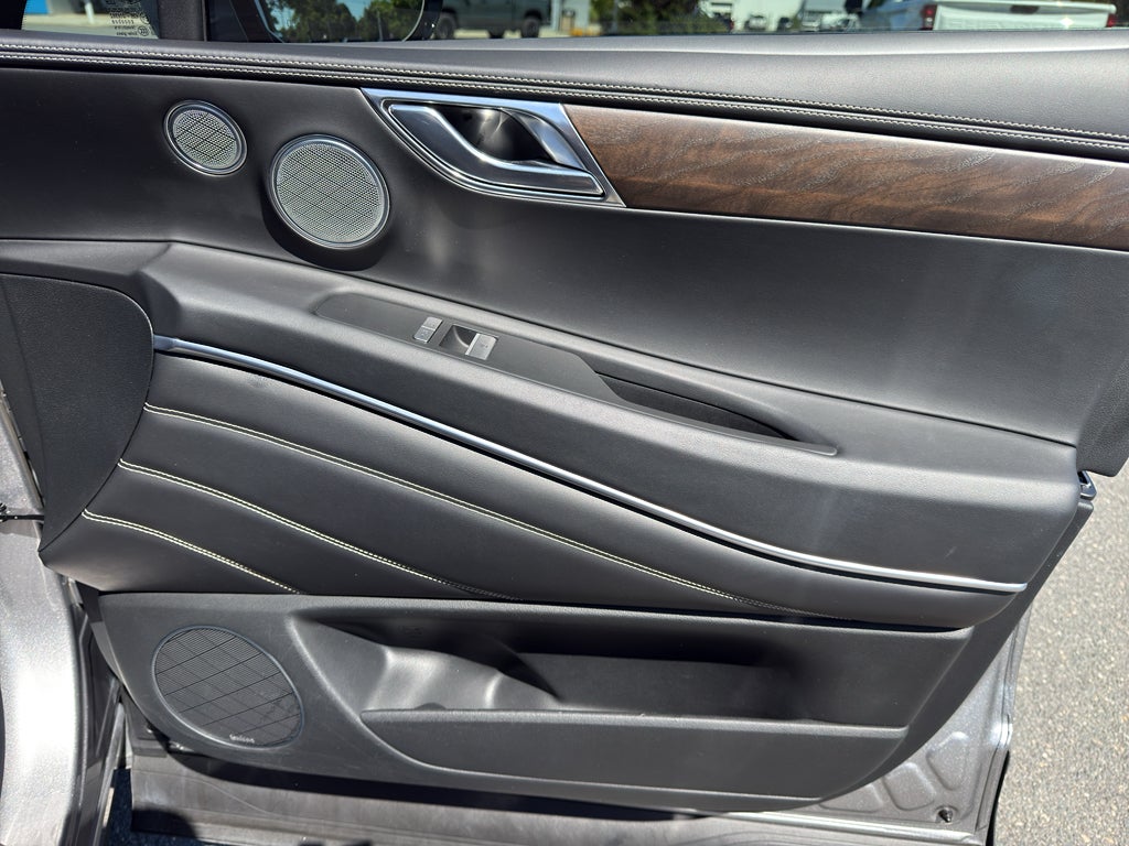 2023 Genesis GV80 Advanced +