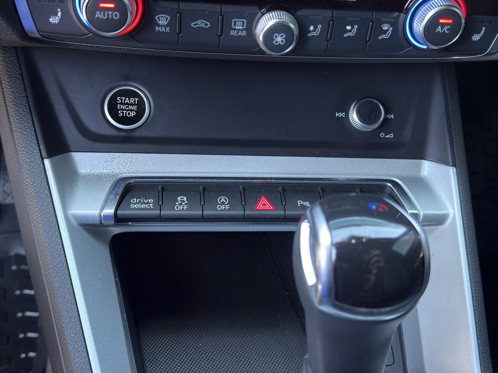 2021 Audi Q3 S line Premium